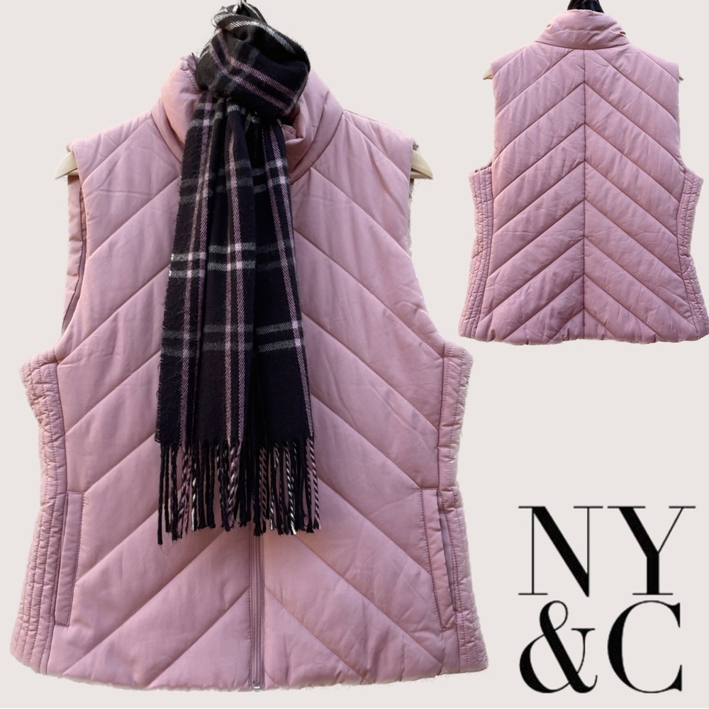 🆕New York & Company Chevron Puffer Vest in dusty pink & Scarf Bundle | Sz L